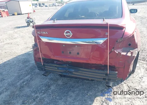 2015 Nissan Altima 2.5 S из США, поврежденный, VIN 1N4AL3AP1FC169255